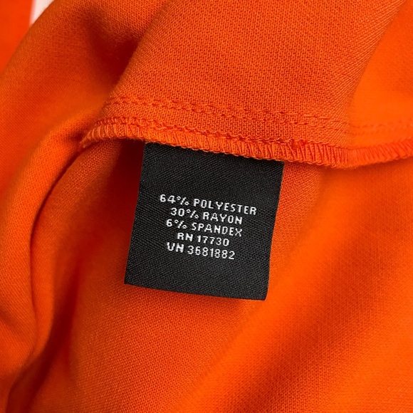 Scalloped edge sleeveless shirt - Picture 5 of 6